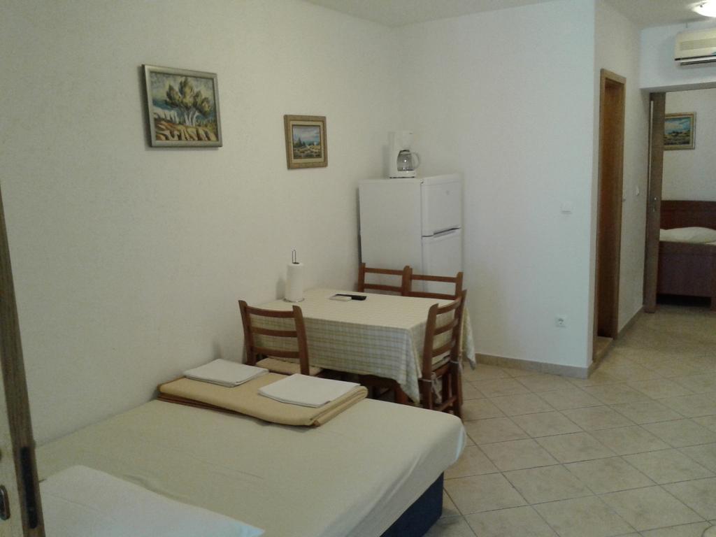 Apartments Toma Bajnice Directly Krilo Bagian luar foto