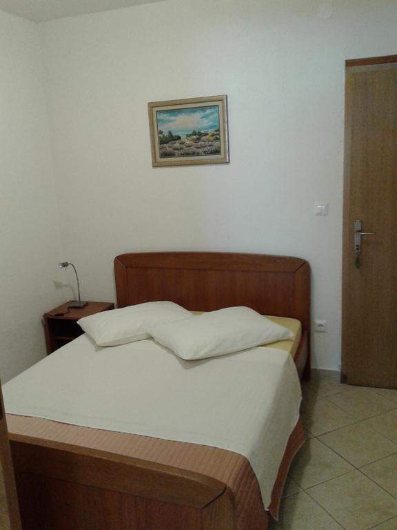 Apartments Toma Bajnice Directly Krilo Bagian luar foto