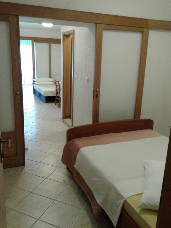 Apartments Toma Bajnice Directly Krilo Bagian luar foto